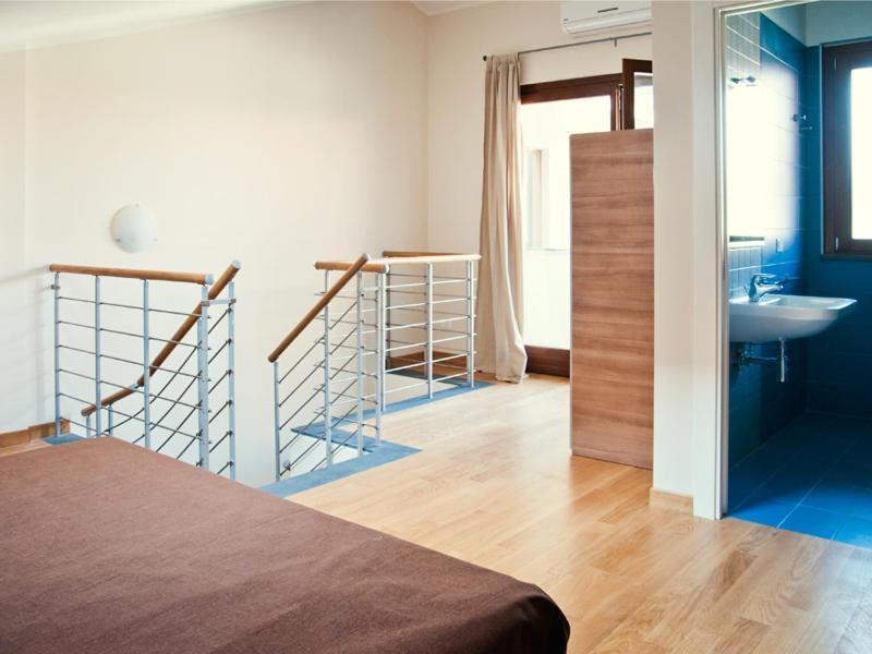 Lux Studio And Apartment Катания Екстериор снимка
